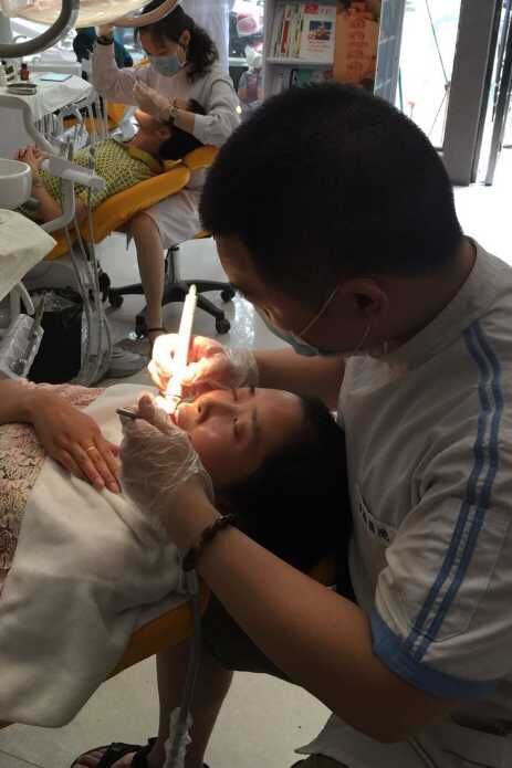 松滋牙齒美白-專家團(tuán)隊